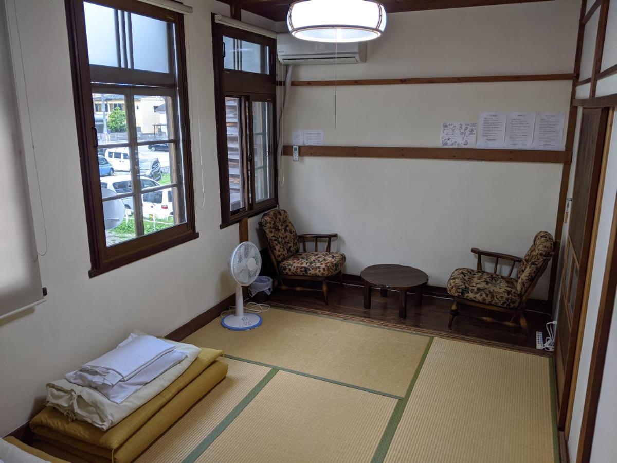 Guesthouse Tomaru Takayama  Exterior photo